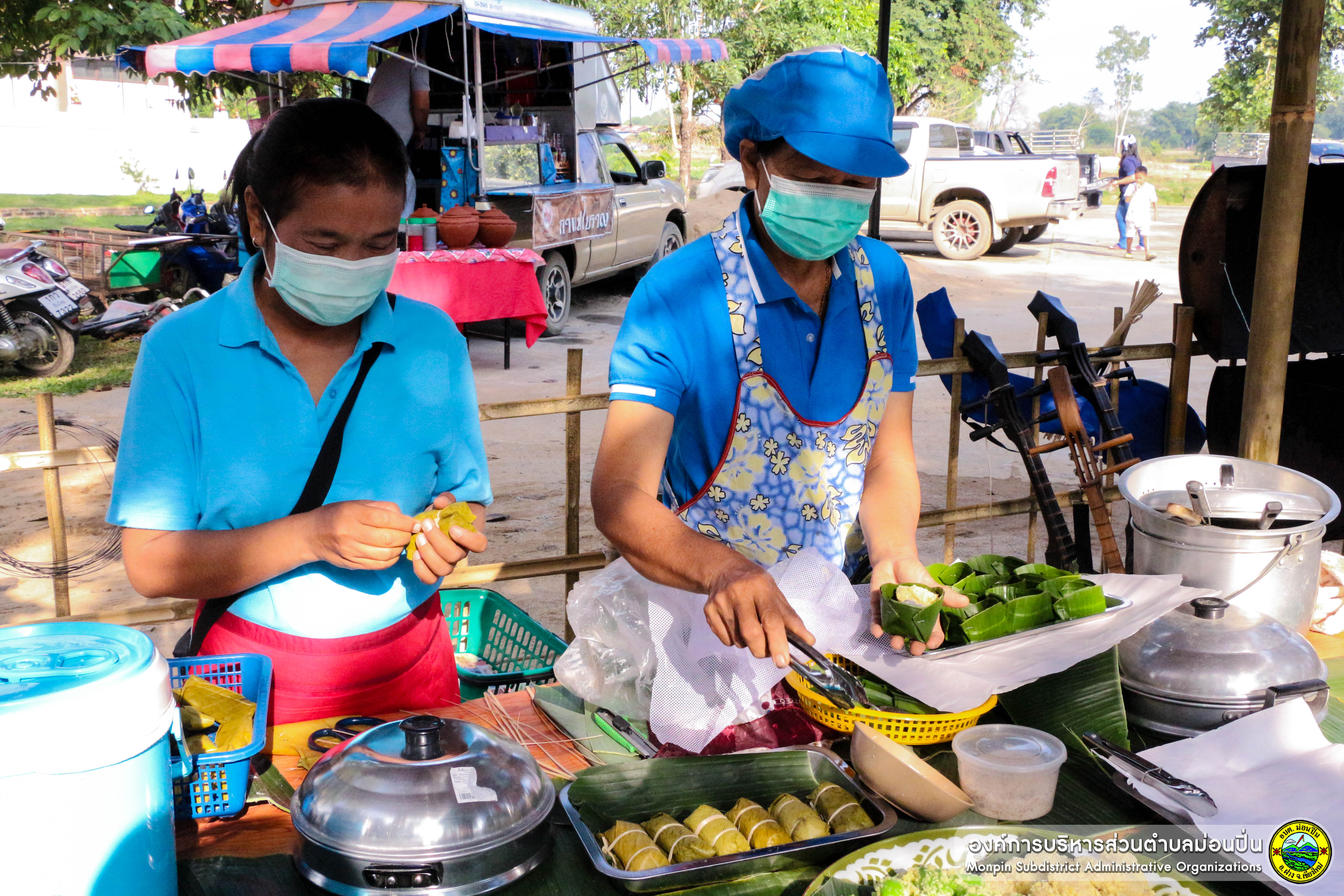 ตลาดนัดหมู่บ้านรักษาศีล ๕  วัดคงคานิมิตร