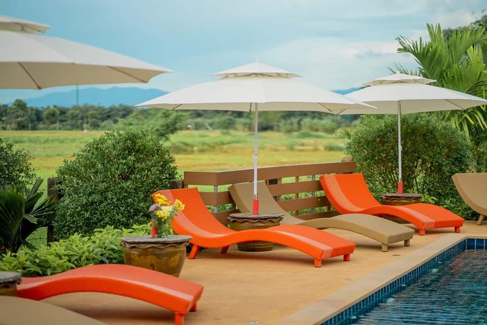 บ้านอินทร์โท รีสอร์ท (Baan intro Resort)