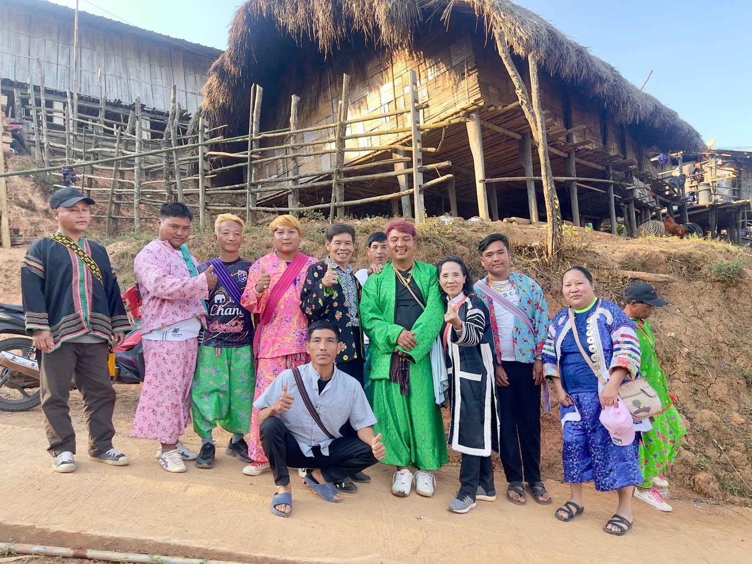 ร่วมงานประเพณีกินวอ (ปีใหม่ของชาวเขาเผ่าลาหู่) บ้านขอบด้ง หมู่14