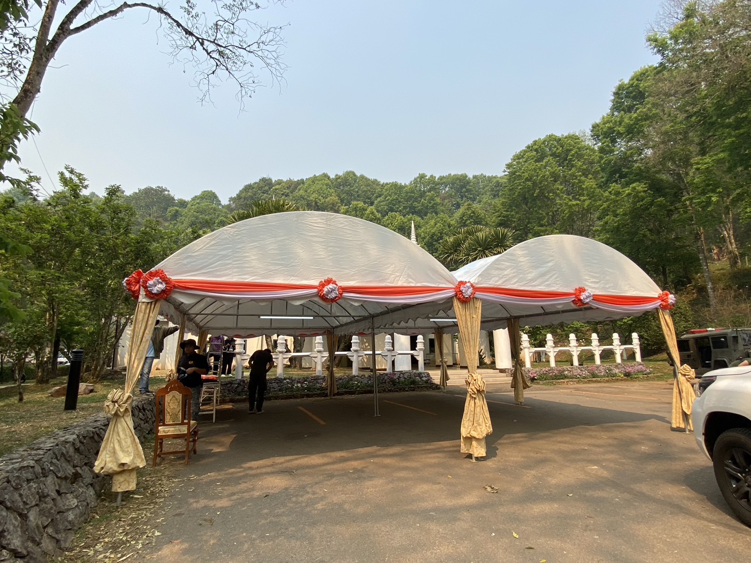 จัดเตรียมสถานที่ เพื่อรับเสด็จสมเด็จพระเจ้าลูกเธอ เจ้าฟ้าสิริวัณณวรี นารีรัตนราชกัญญา ณ สถานีเกษตรหลวงอ่างขาง