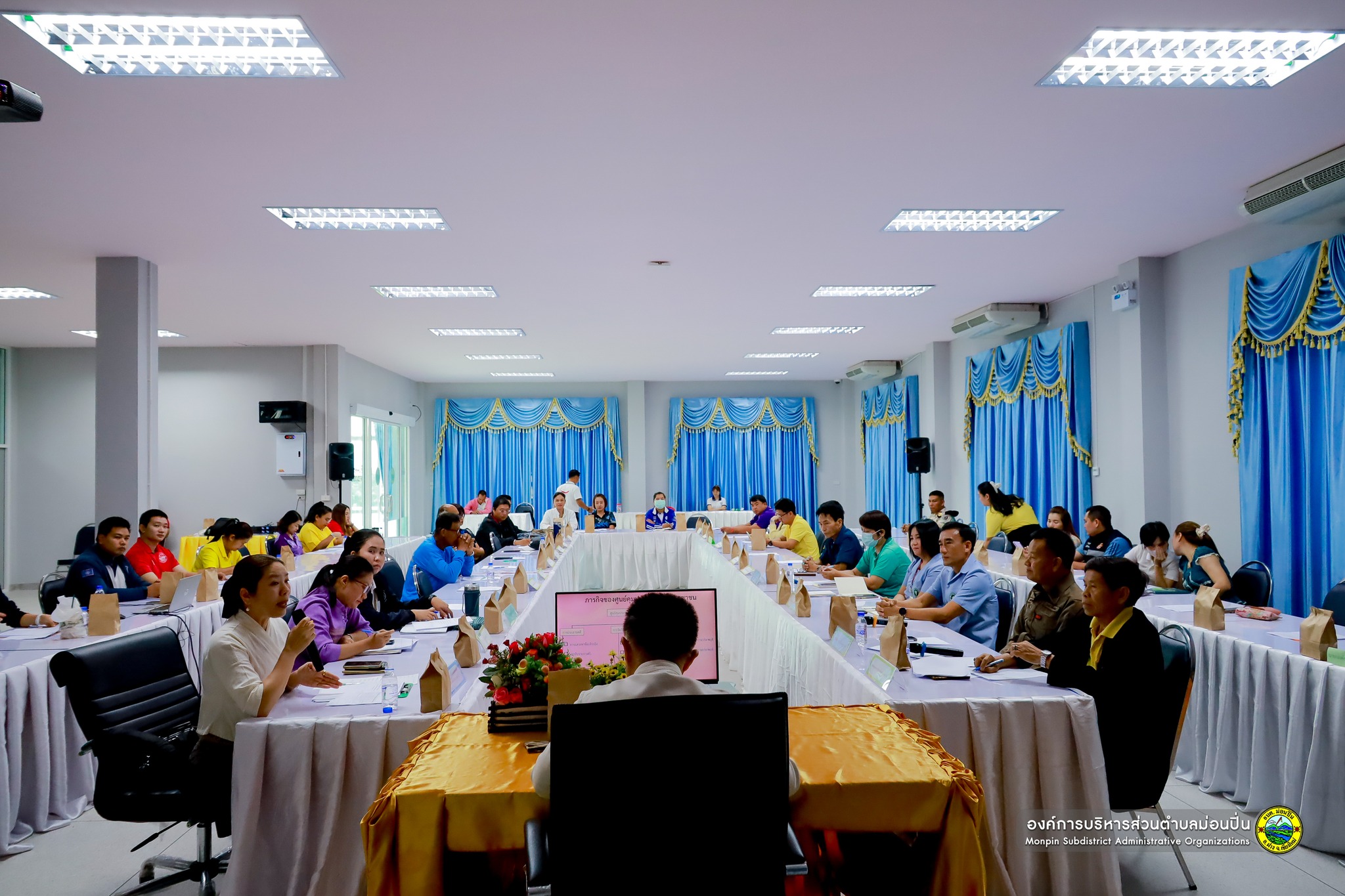 ประชุมคณะที่ปรึกษาและคณะกรรมการศูนย์คุมประพฤติภาคประชาชนอำเภอฝาง