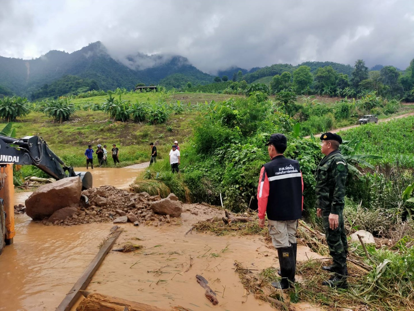  ลงพื้นที่สำรวจความเสียหาย จากเหตุอุทกภัย บ้านหนองบัวคำ