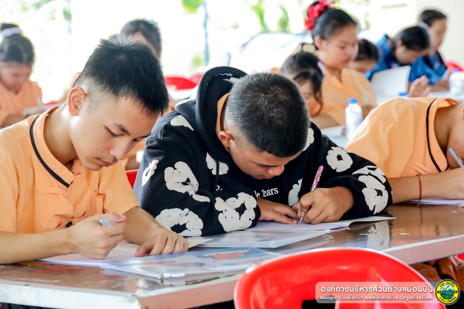  โครงการอบรมคุณธรรมจริยธรรมสำหรับเยาวชนตำบลม่อนปิ่น ประจำปี 2568