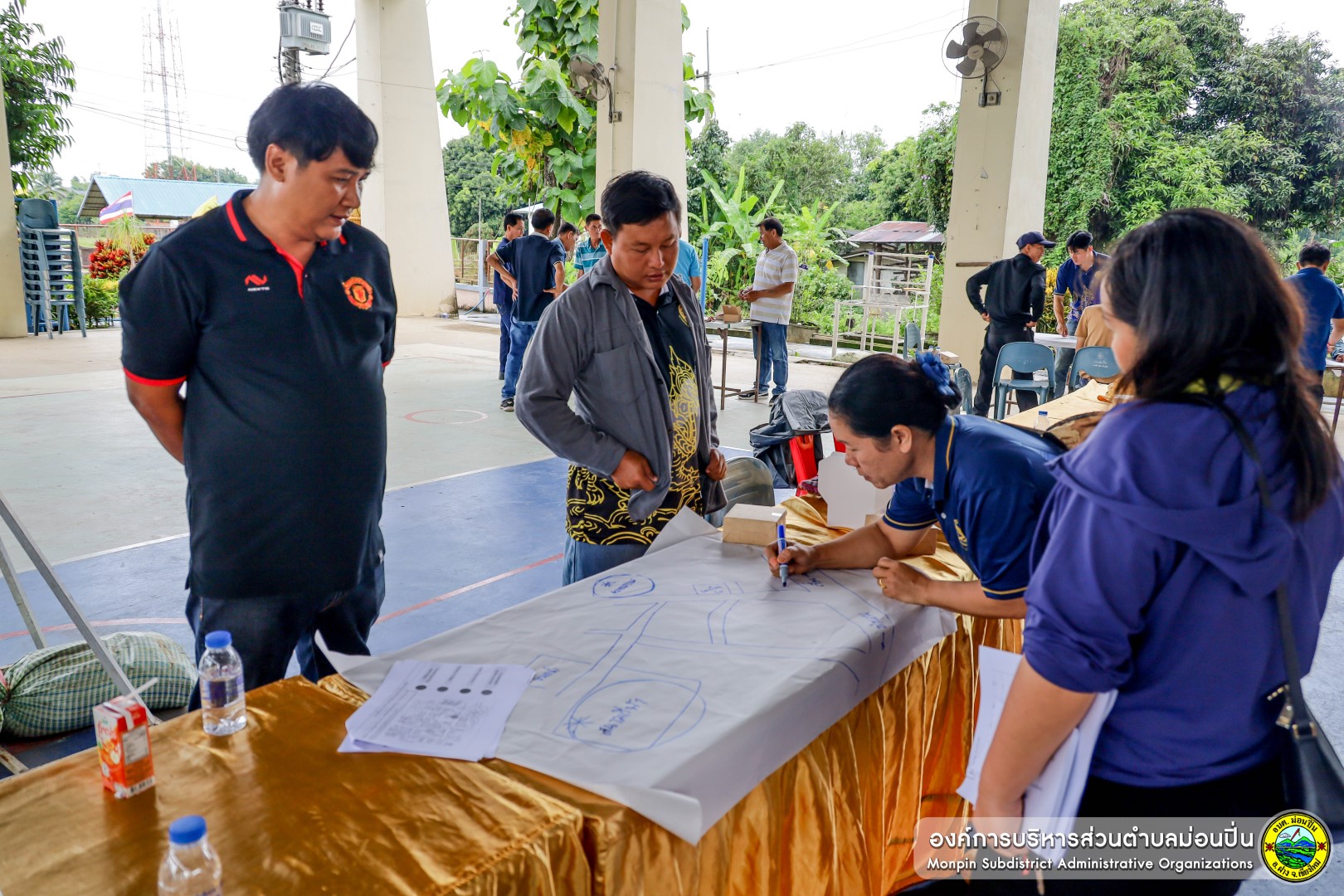 ภาพประกอบ โครงการขับเคลื่อนการแก้ไขปัญหายาเสพติดในพื้นที่อำเภอชายแดน