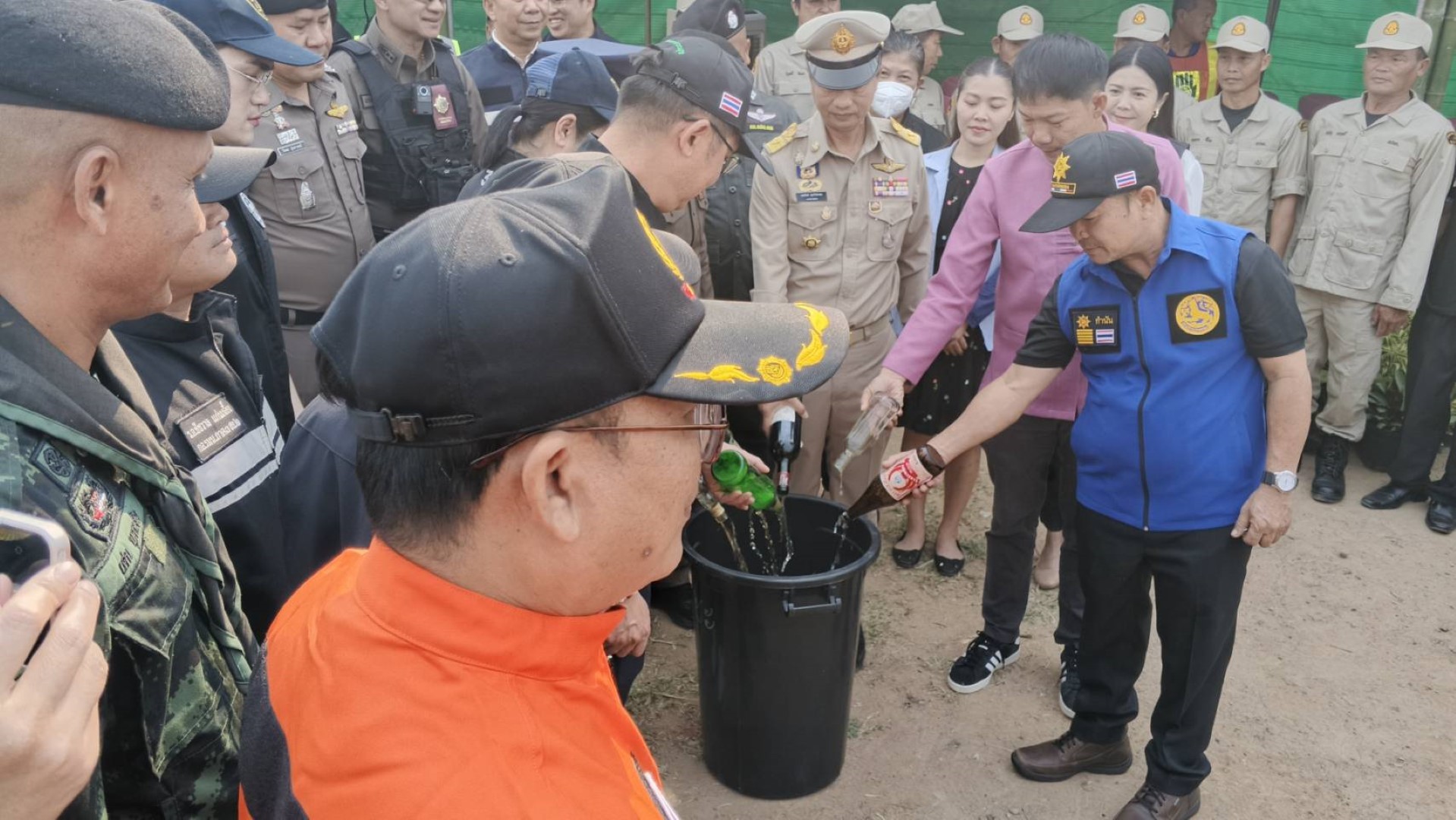 ภาพประกอบ  ศูนย์ปฏิบัติการร่วมป้องกันและลดอุบัติเหตุทางถนนช่วงเทศกาลสงกรานต์